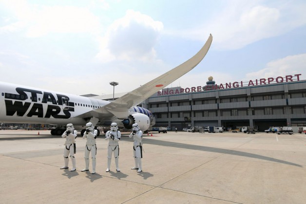 star-wars-changi-airport-carnival