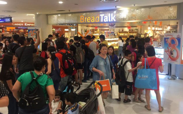 breadtalk-16th-anniversary-craze