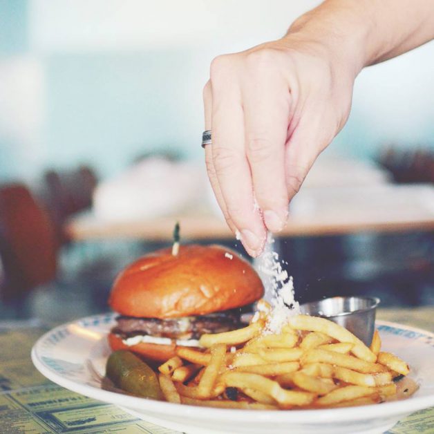 overeasy-chope-booking-discount-burger