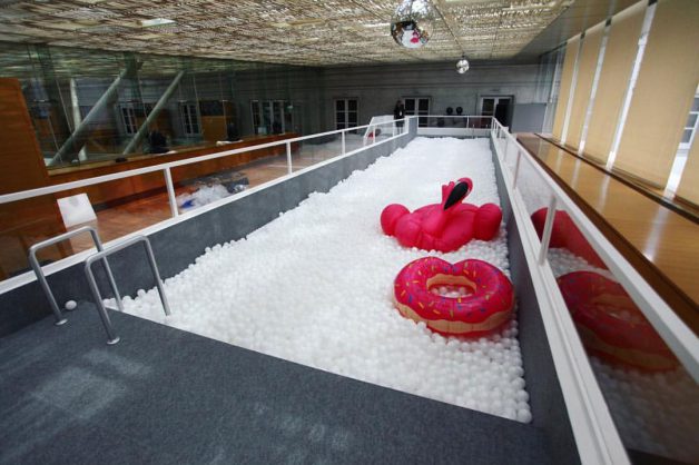 national-gallery-disco-ball-pit