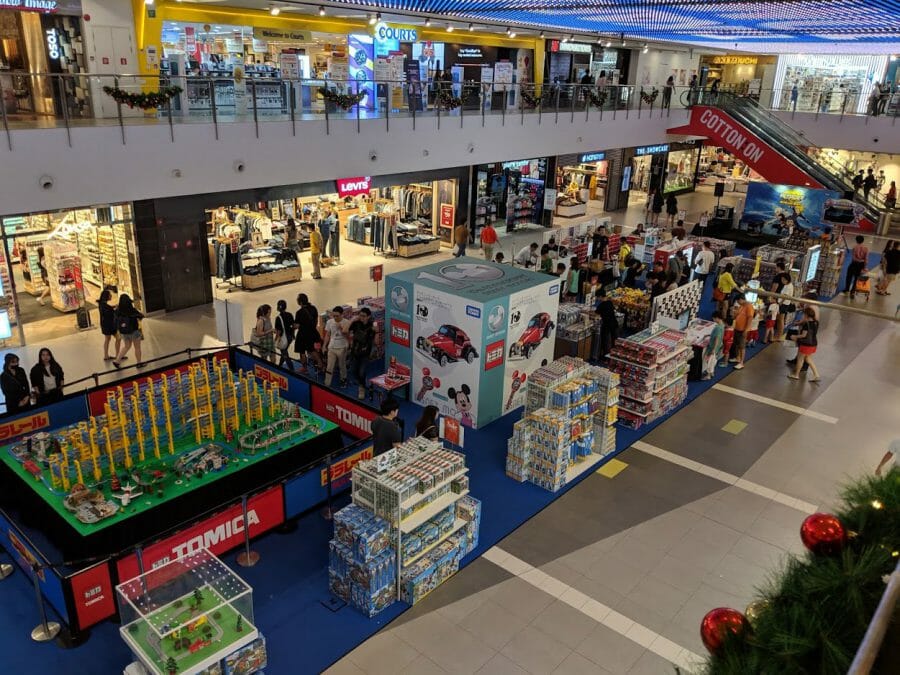 There's a Isetan Toy Fair at Serangoon Nex atrium filled with Pokémon ...