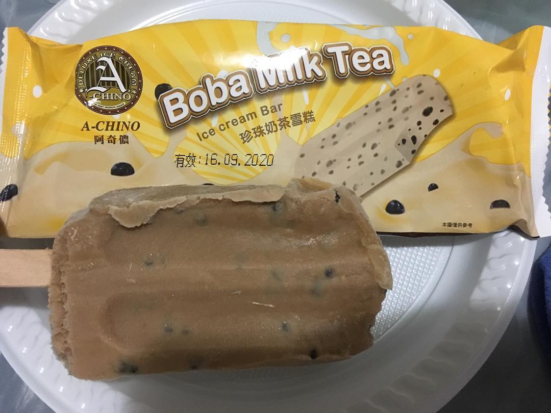 Boba Milk Tea Ice Cream with real Tapioca Pearls inside now available in Singapore Great Deals
