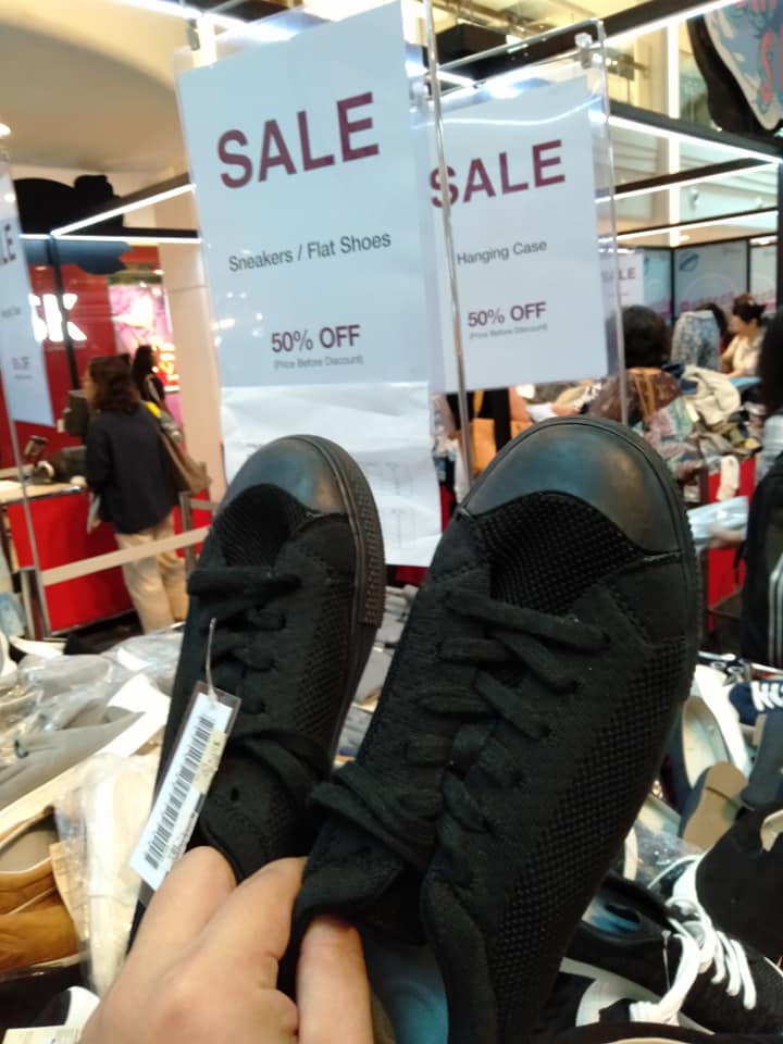 MUJI is having an Atrium Sale at Plaza Singapura with clothing & accessories up to 50 off till