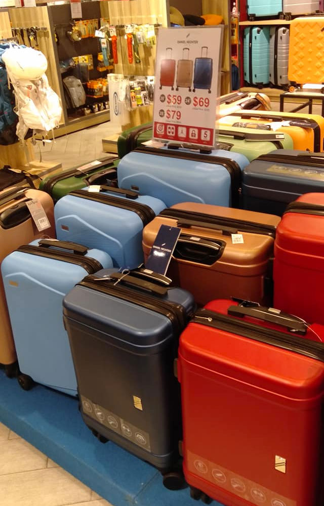 Metro Centrepoint has Moving Out Sale up to 90 on bedlinen, designer goods, household items