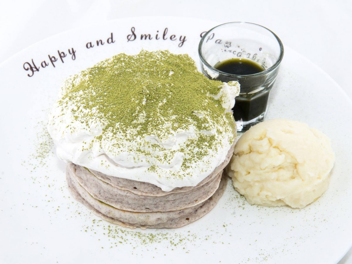 Famous Japanese Kyushu Pancake opens new outlet in Holland Village, has