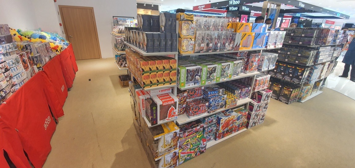 BHG Toy Bazaar in Bugis Junction till Mar 24 has lots of Gundam, Star