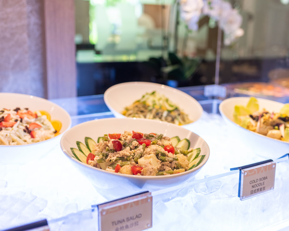 Carlton Hotel in Bras Basah has 1FOR1 Weekend Seafood Buffet till Dec