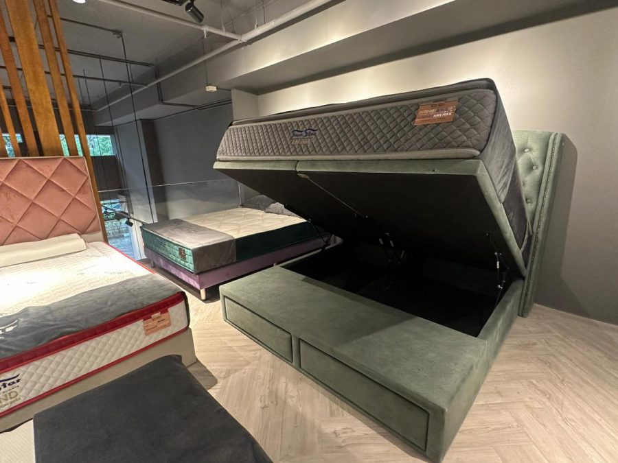 Four Star Grand Opening Sale in Ubi Vertex has up to 80 OFF Mattresses