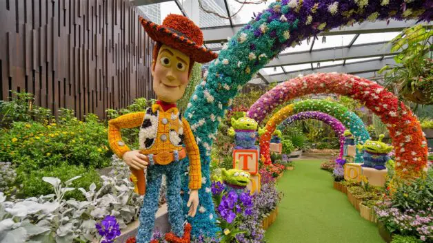 Disney Garden of Wonder brings Themed Topiaries & Sculptures to