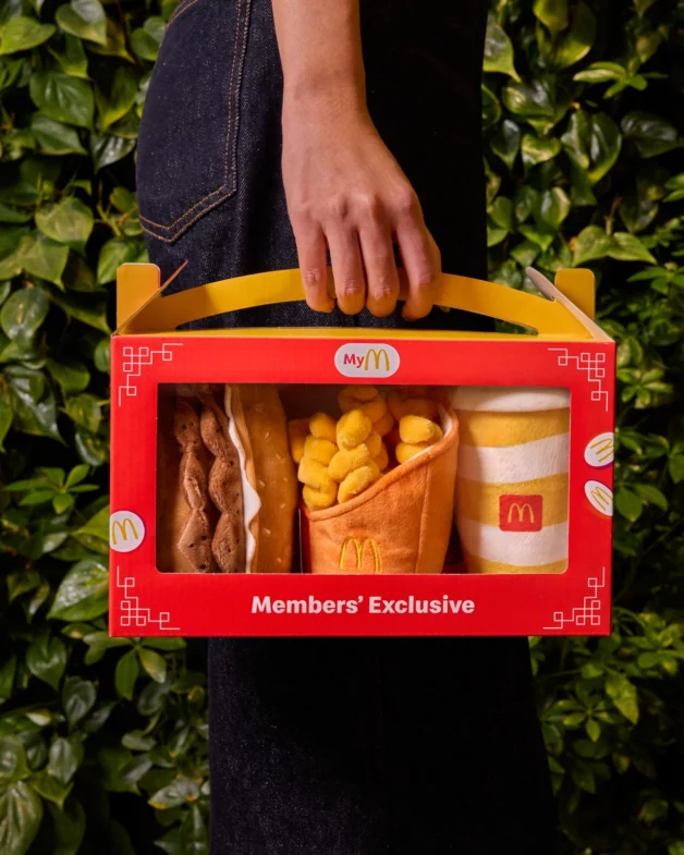 McDonald's Singapore Welcomes Lunar New Year With Lohei Treasure