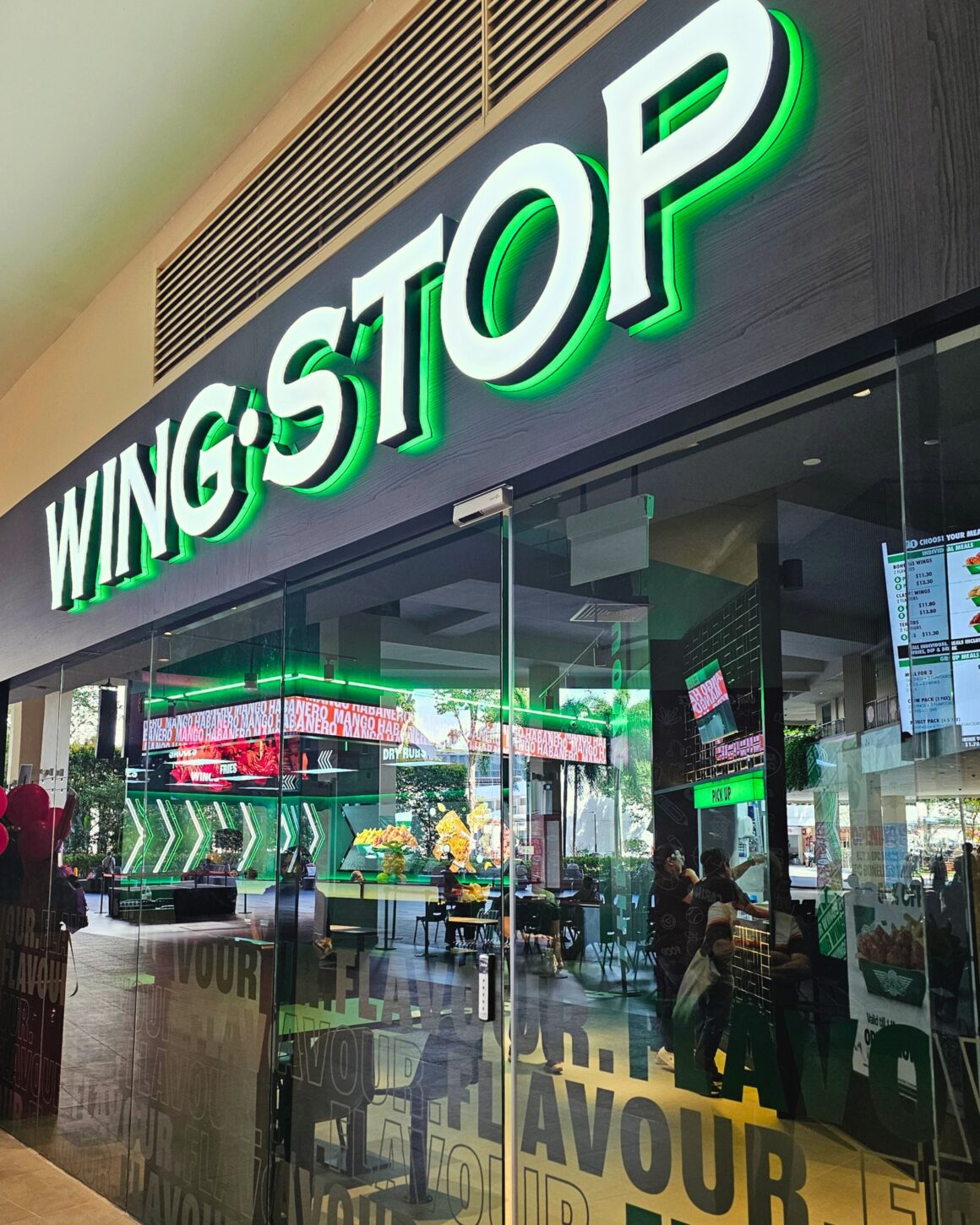 Wingstop Outlets Wingstop Singapore Serves 8 Boneless Wings for $0.90 Per Piece This ...